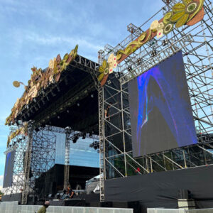 Engineer case with whole truss solution